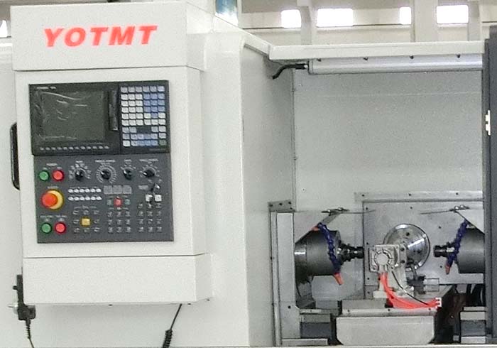 XKT1201動力(li)輸出軸專用機床(chuang)細節圖