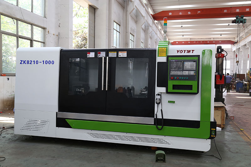 曲軸(zhóu)銑打機(jī),ZK8210-1000銑端面(mian)打中心(xīn)孔機床(chuang)